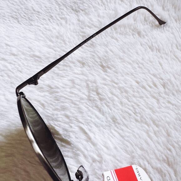 Blaine Bright Green Polarized Mirrored Sunglasses - Picture 7 of 14